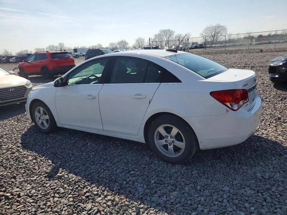 2015 CHEVROLET CRUZE LT  