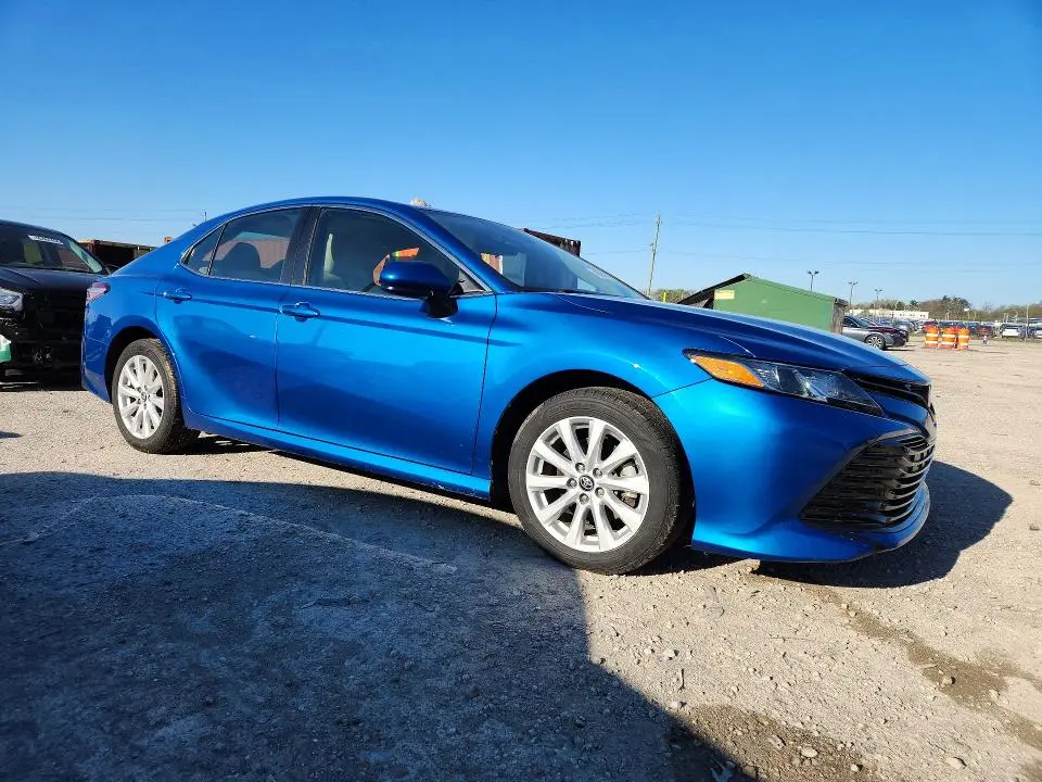 2019 TOYOTA CAMRY LE  