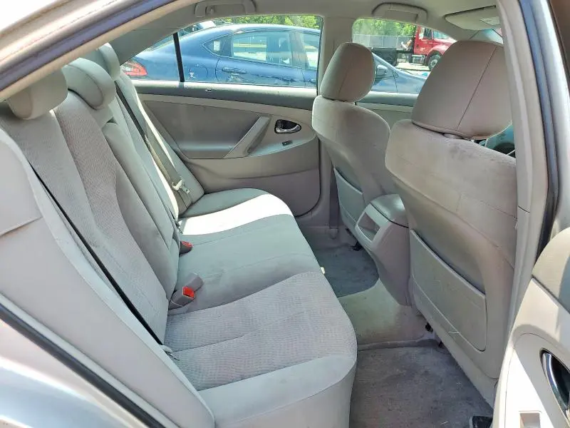 2011 TOYOTA CAMRY LE  