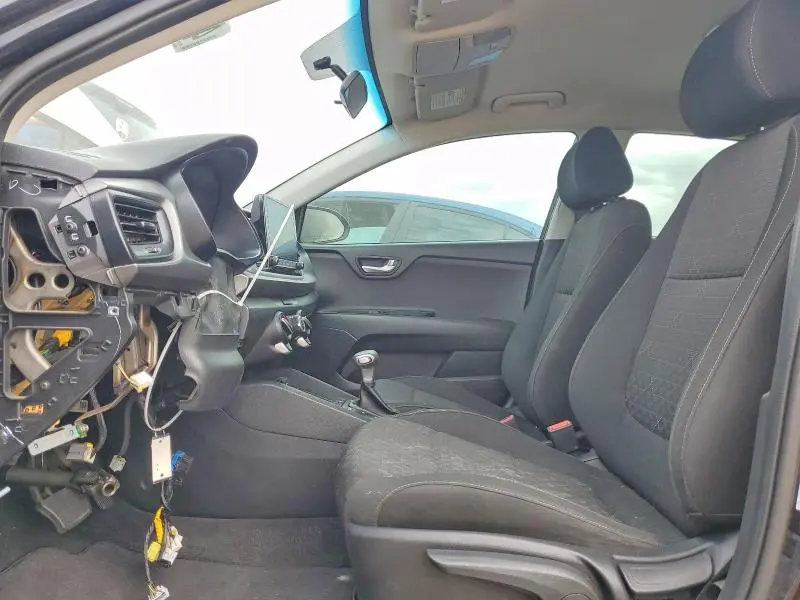 2021 KIA RIO LX  