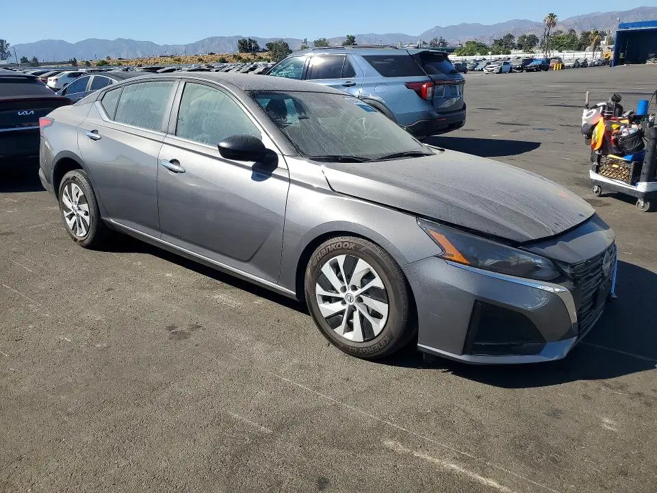 2025 NISSAN ALTIMA S  