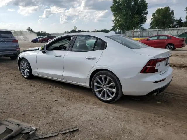 2020 VOLVO S60 T5 MOMENTUM  