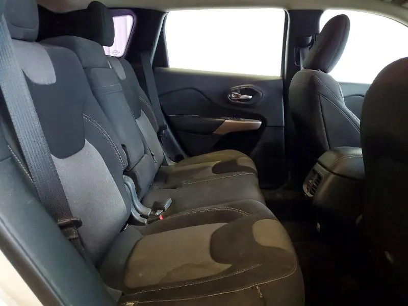 2017 JEEP CHEROKEE SPORT  