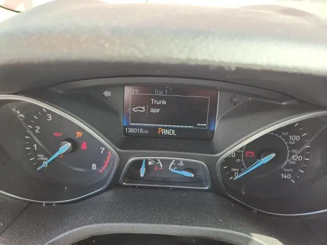 2015 FORD FOCUS SE  