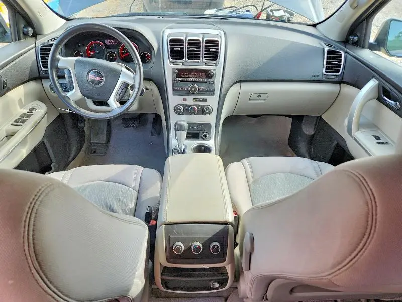 2011 GMC ACADIA SLE  