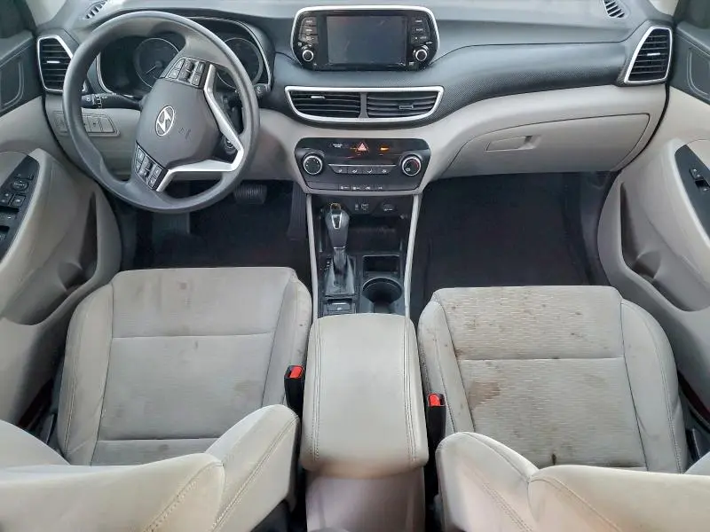 2021 HYUNDAI TUCSON SE  