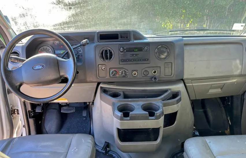 2010 FORD ECONOLINE E250 VAN  