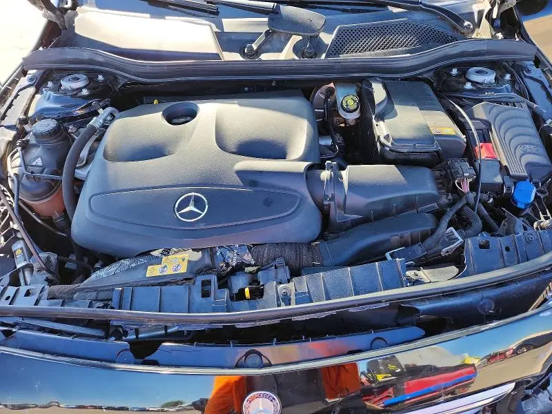 2016 MERCEDES-BENZ GLA 250 4MATIC  
