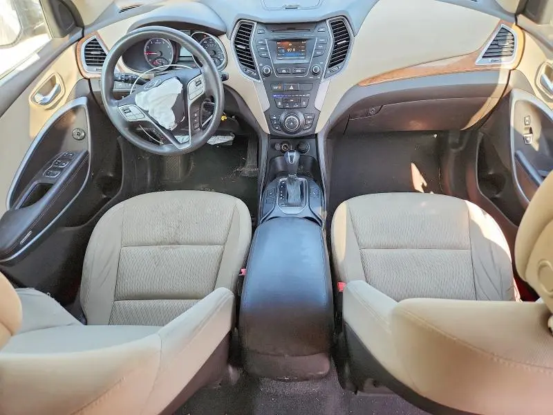 2016 HYUNDAI SANTA FE SE  