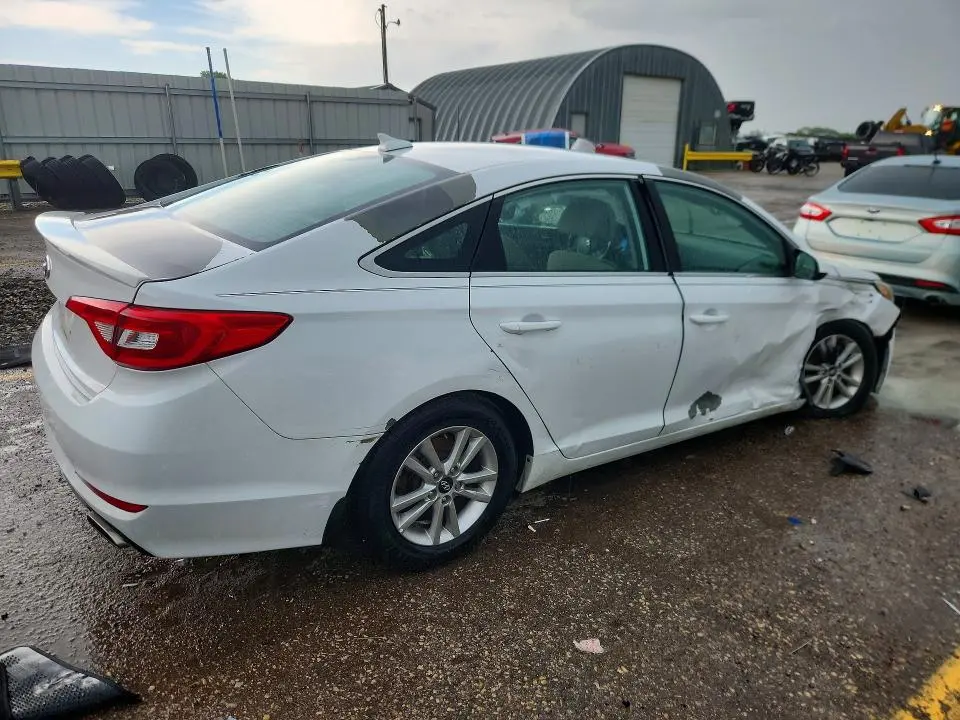 2017 HYUNDAI SONATA SE  