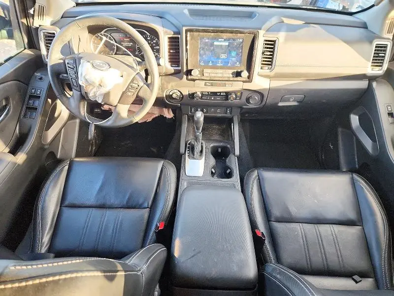2024 NISSAN FRONTIER SL  