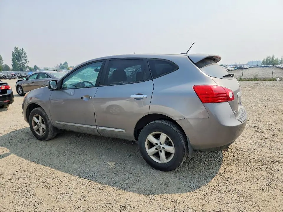 2013 NISSAN ROGUE S  