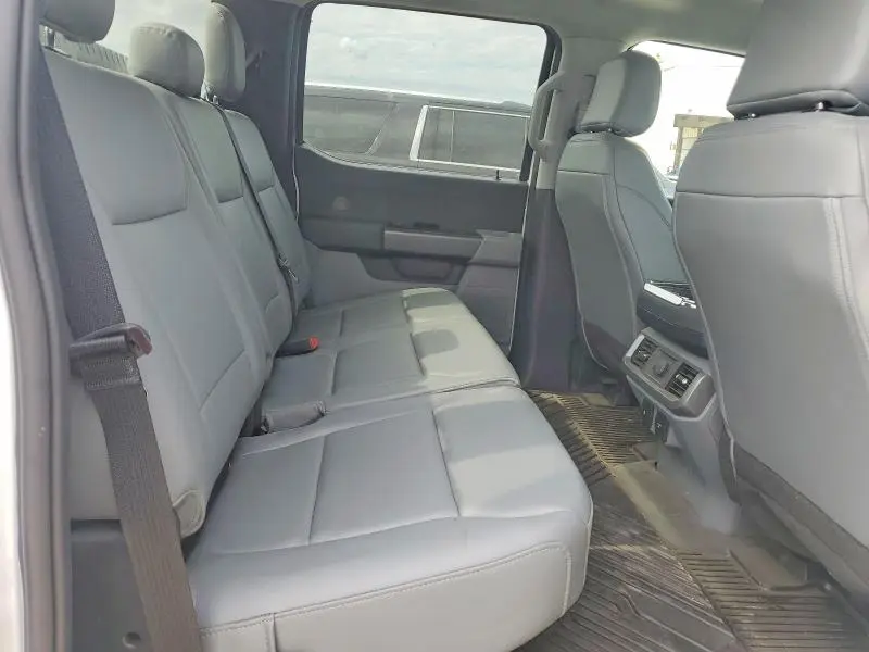 2023 FORD F150 LIGHTNING PRO  