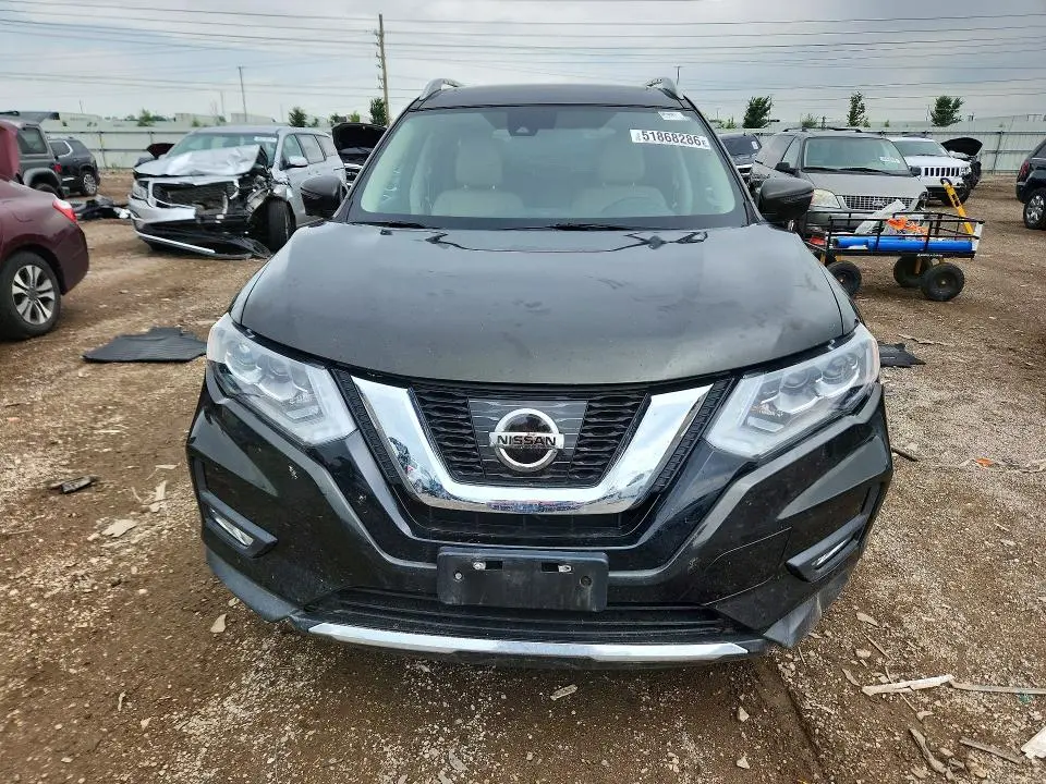 2017 NISSAN ROGUE SL  