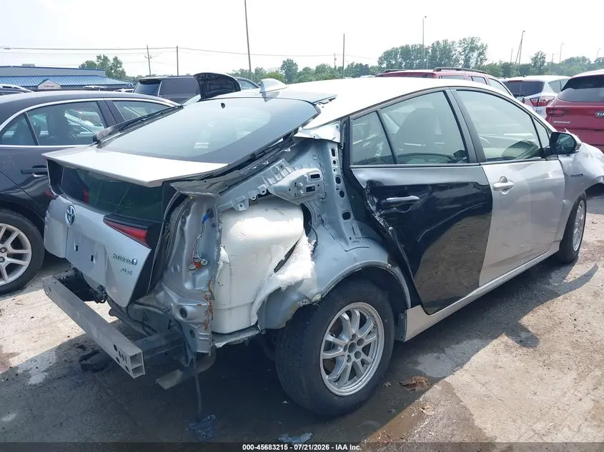 2021 TOYOTA PRIUS XLE AWD-E