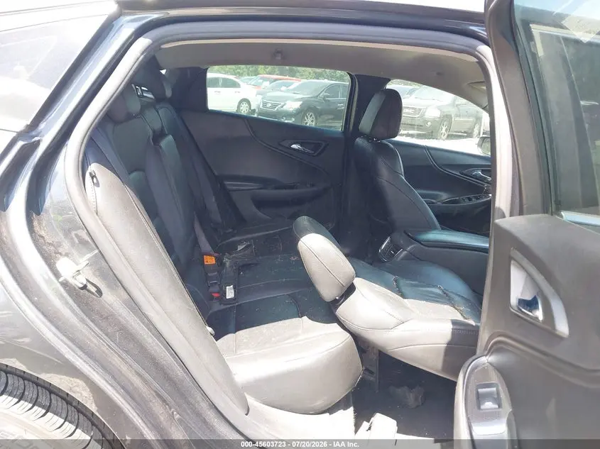 2017 CHEVROLET MALIBU 1LT
