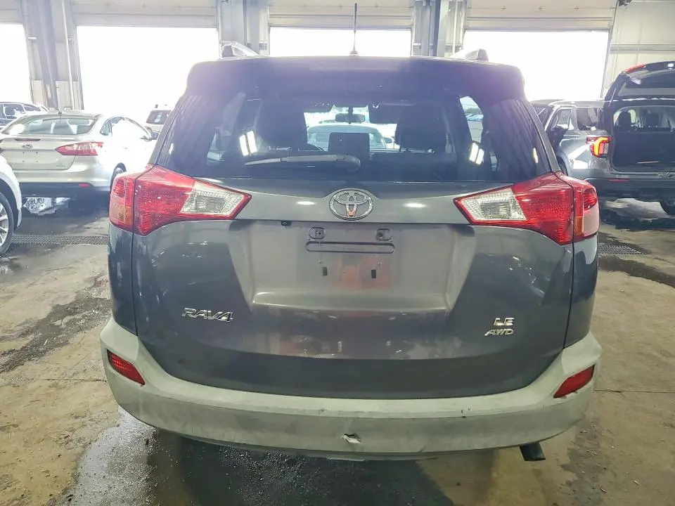 2013 TOYOTA RAV4 LE  