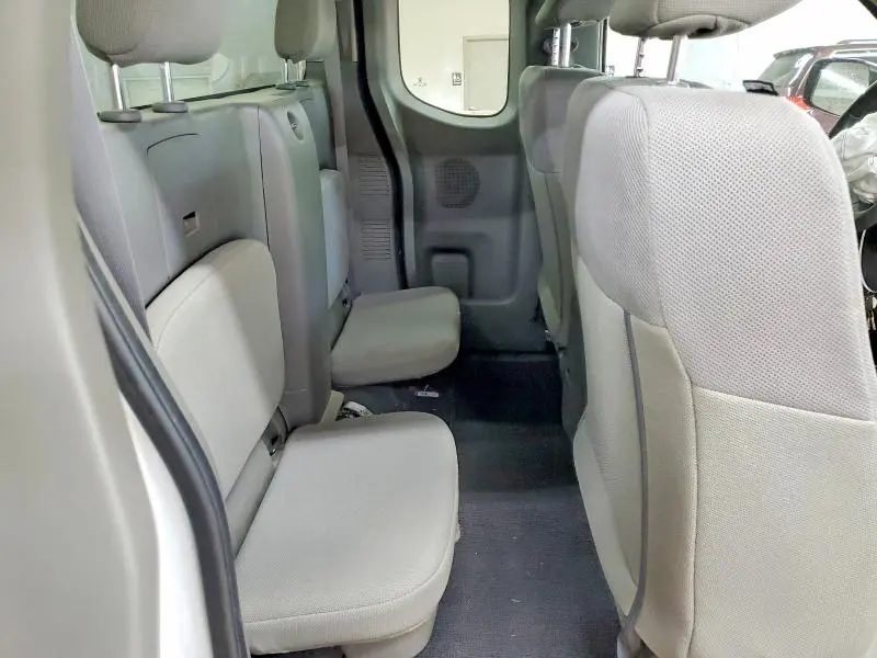 2019 NISSAN FRONTIER S  