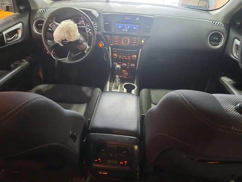 2020 NISSAN PATHFINDER SV  