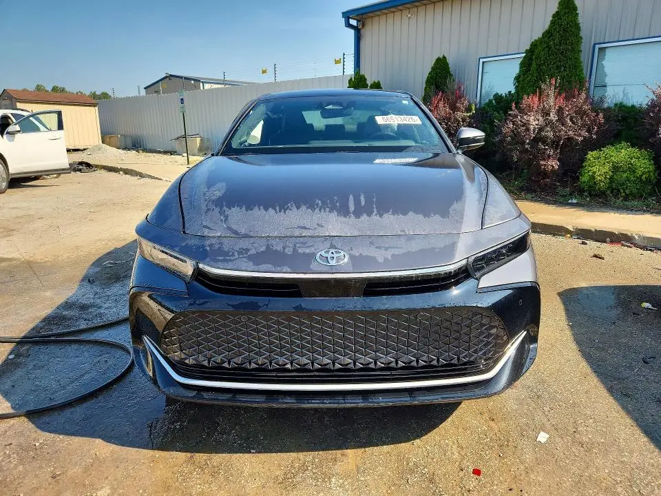 2023 TOYOTA CROWN LIMITED  