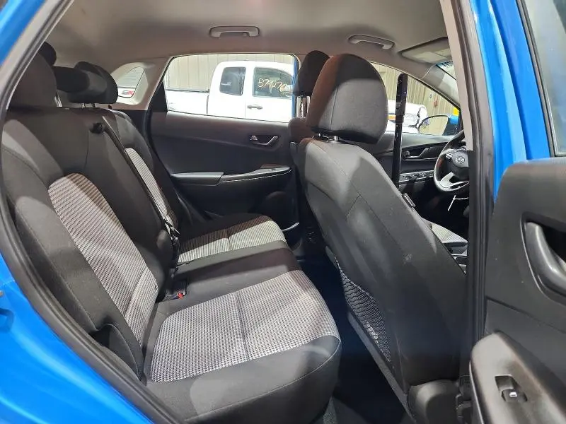 2019 HYUNDAI KONA SE  
