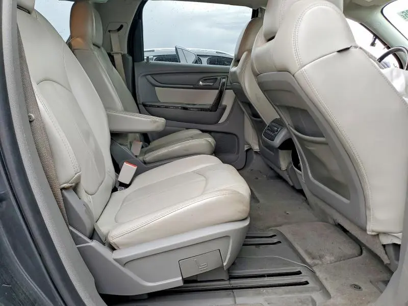 2013 GMC ACADIA SLT-1  