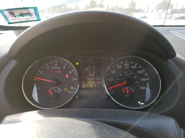 2011 NISSAN ROGUE S  
