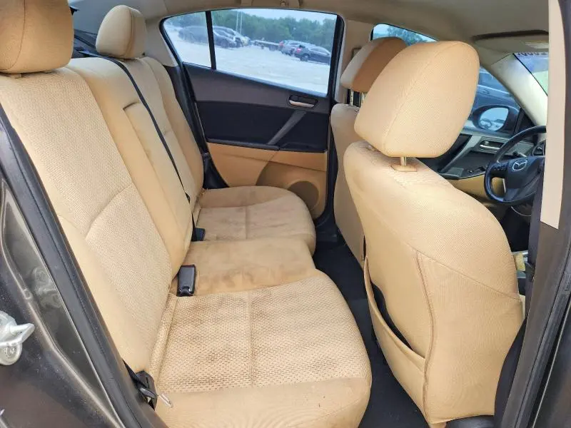 2011 MAZDA 3 I  