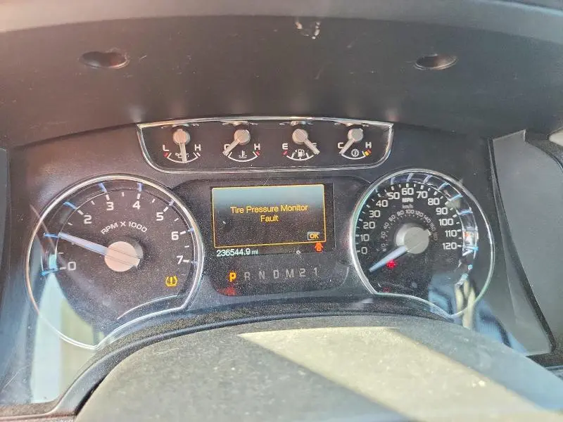 2011 FORD F150 SUPERCREW  