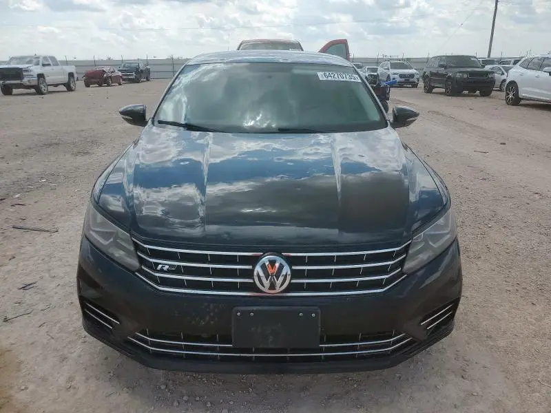 2018 VOLKSWAGEN PASSAT S  