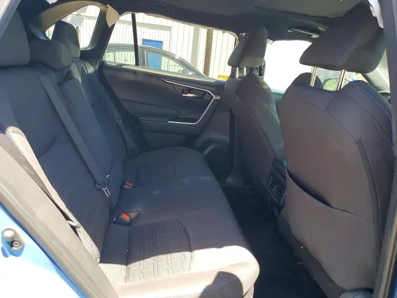 2024 TOYOTA RAV4 SE  