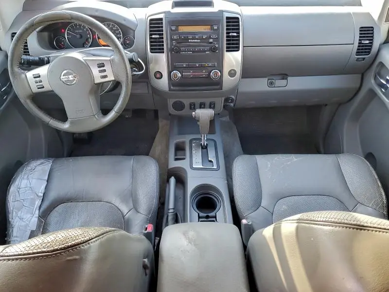 2011 NISSAN FRONTIER SV  