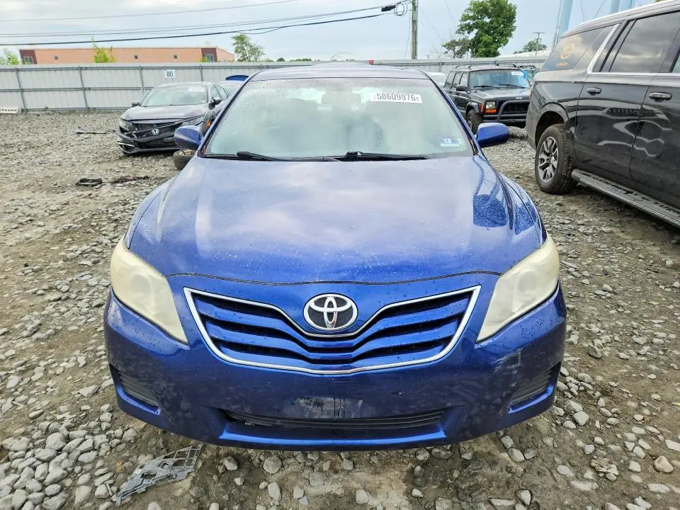 2010 TOYOTA CAMRY BASE  