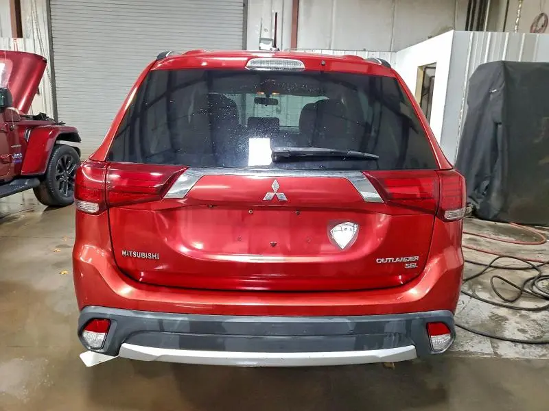 2016 MITSUBISHI OUTLANDER SE  