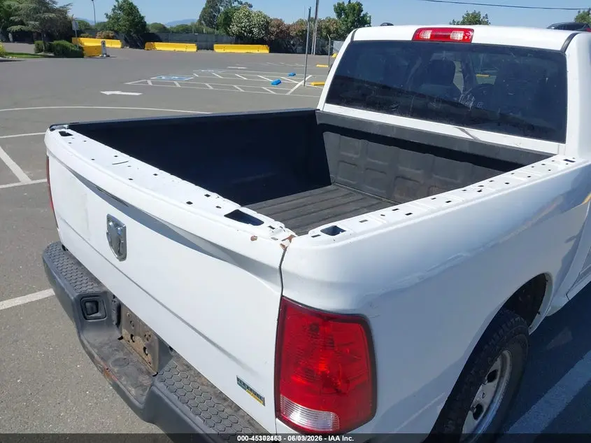 2018 RAM 1500 TRADESMAN  4X2 5'7 BOX