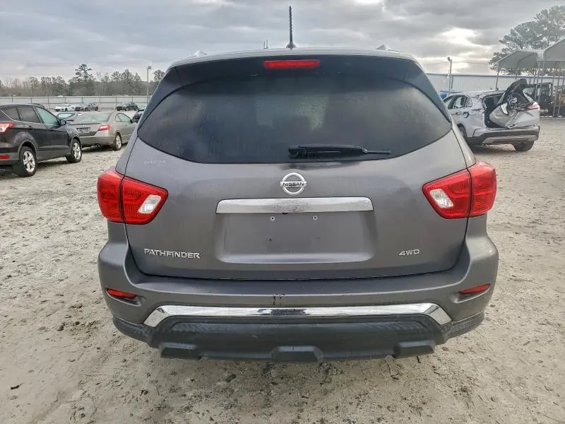 2017 NISSAN PATHFINDER S  