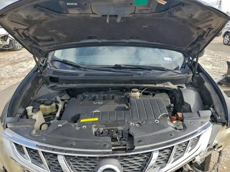 2013 NISSAN MURANO S  