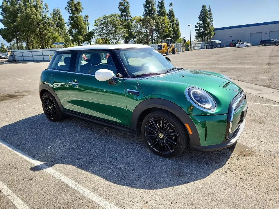 2024 MINI COOPER SE  