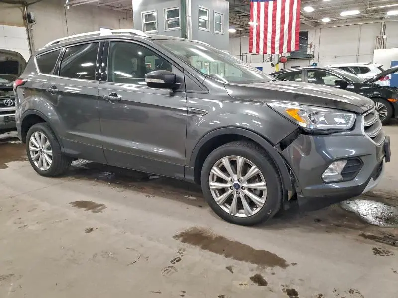 2017 FORD ESCAPE TITANIUM  