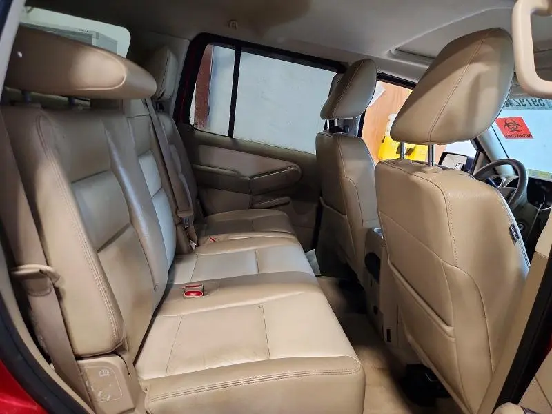 2010 FORD EXPLORER XLT  