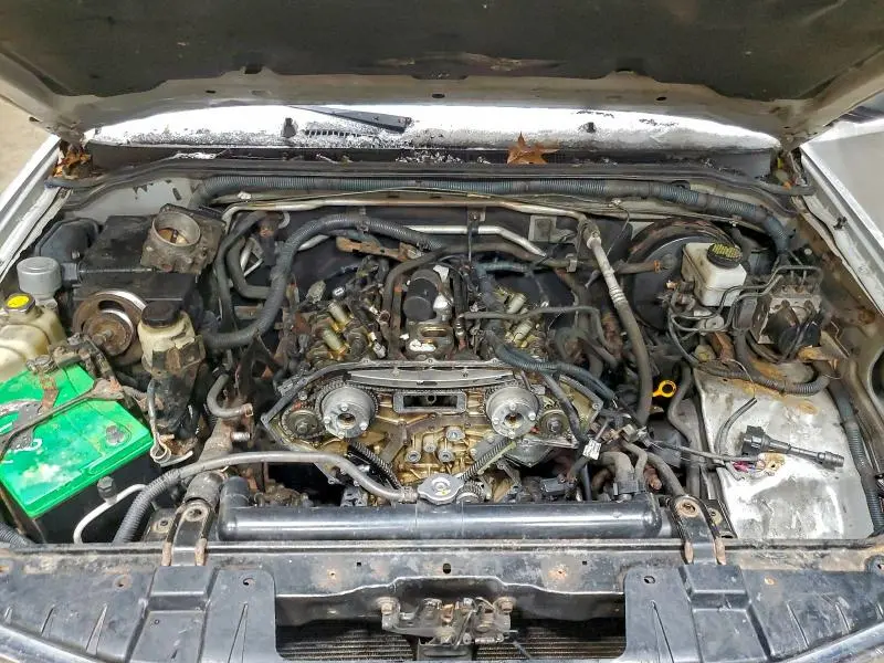 2010 NISSAN FRONTIER KING CAB SE  