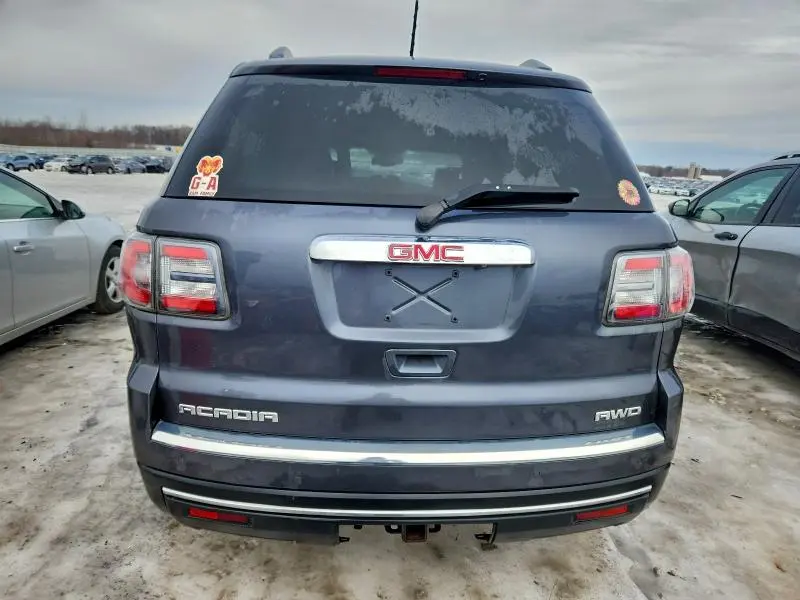 2013 GMC ACADIA SLT-2  