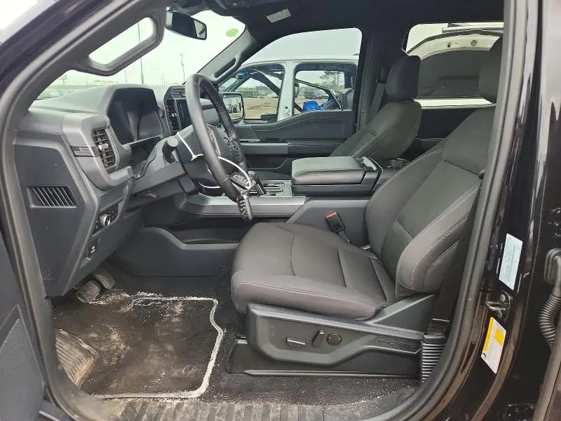 2025 FORD F150 XLT  