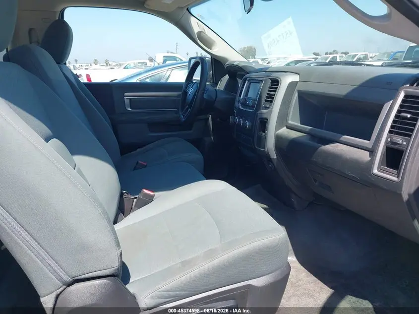 2017 RAM 1500 TRADESMAN  4X2 8' BOX