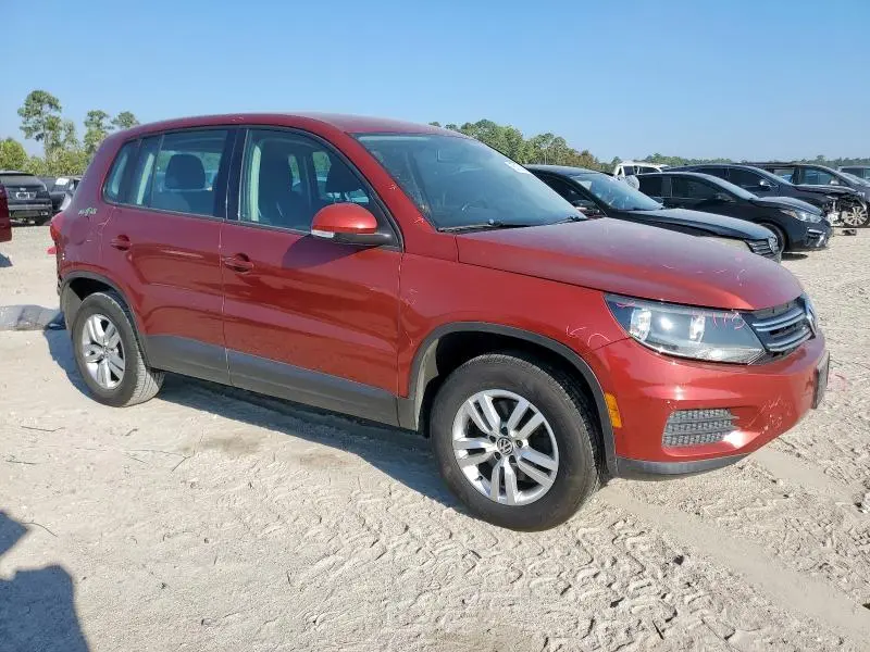 2013 VOLKSWAGEN TIGUAN S  