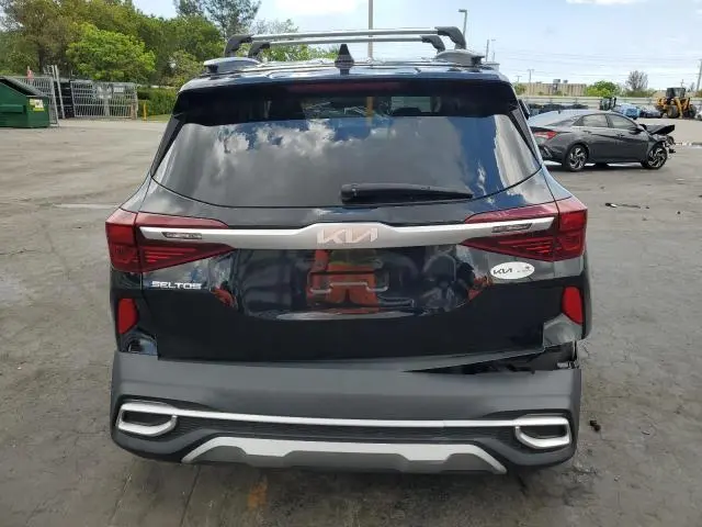 2022 KIA SELTOS S  