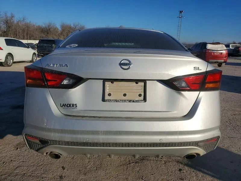 2019 NISSAN ALTIMA SL  