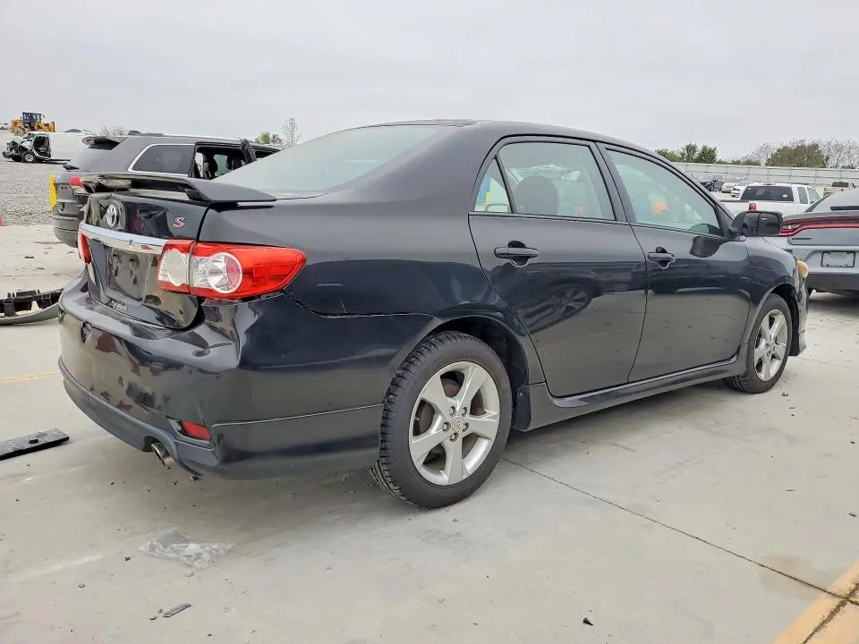 2013 TOYOTA COROLLA S  