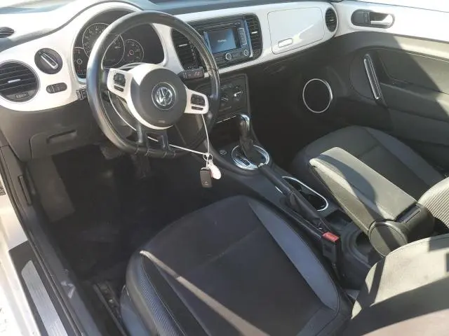2012 VOLKSWAGEN BEETLE   