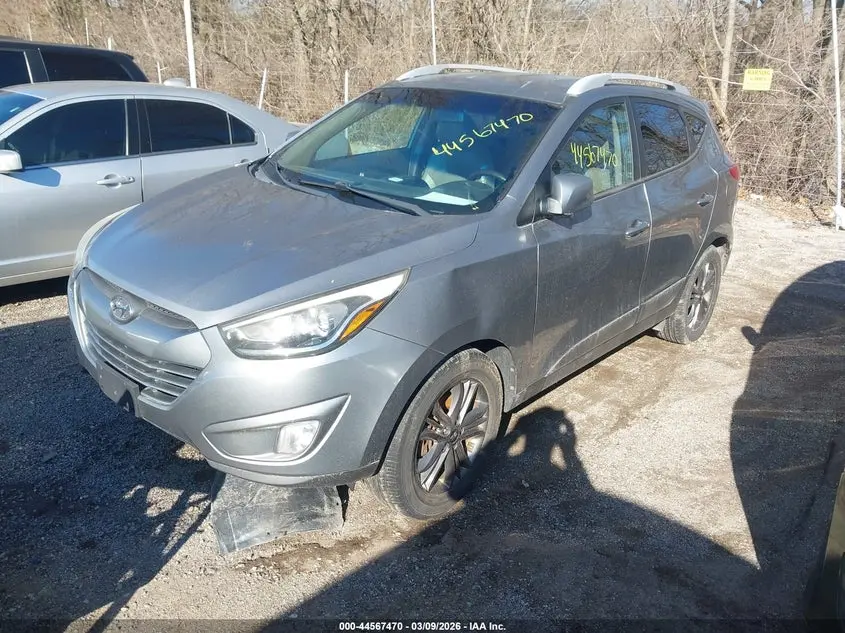 2015 HYUNDAI TUCSON SE